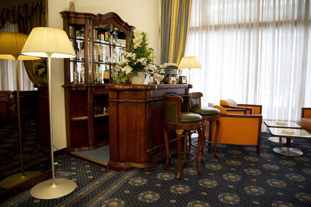Ih Hotels Milano Eur - Trezzano Sul Naviglio Εξωτερικό φωτογραφία