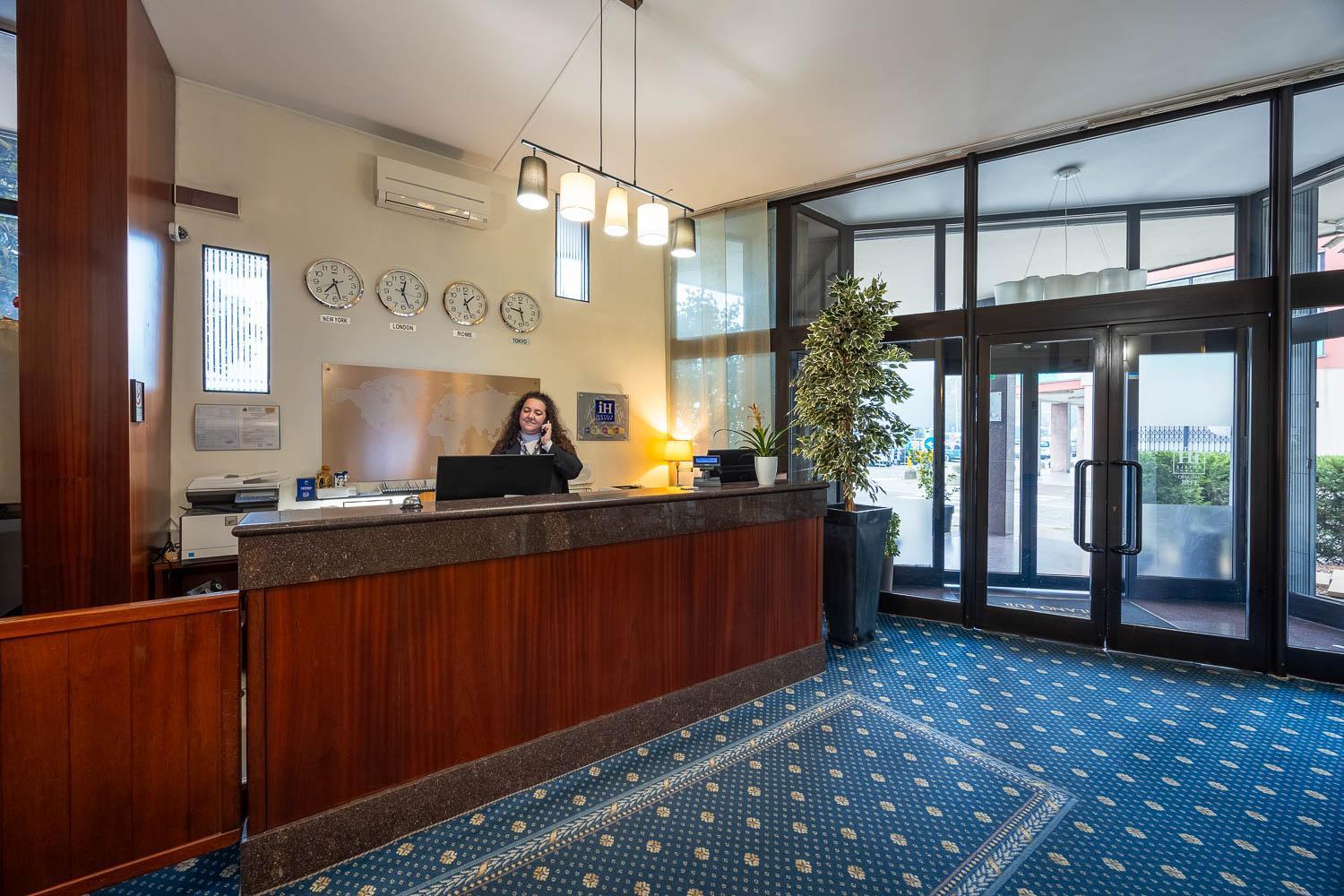 Ih Hotels Milano Eur - Trezzano Sul Naviglio Εξωτερικό φωτογραφία