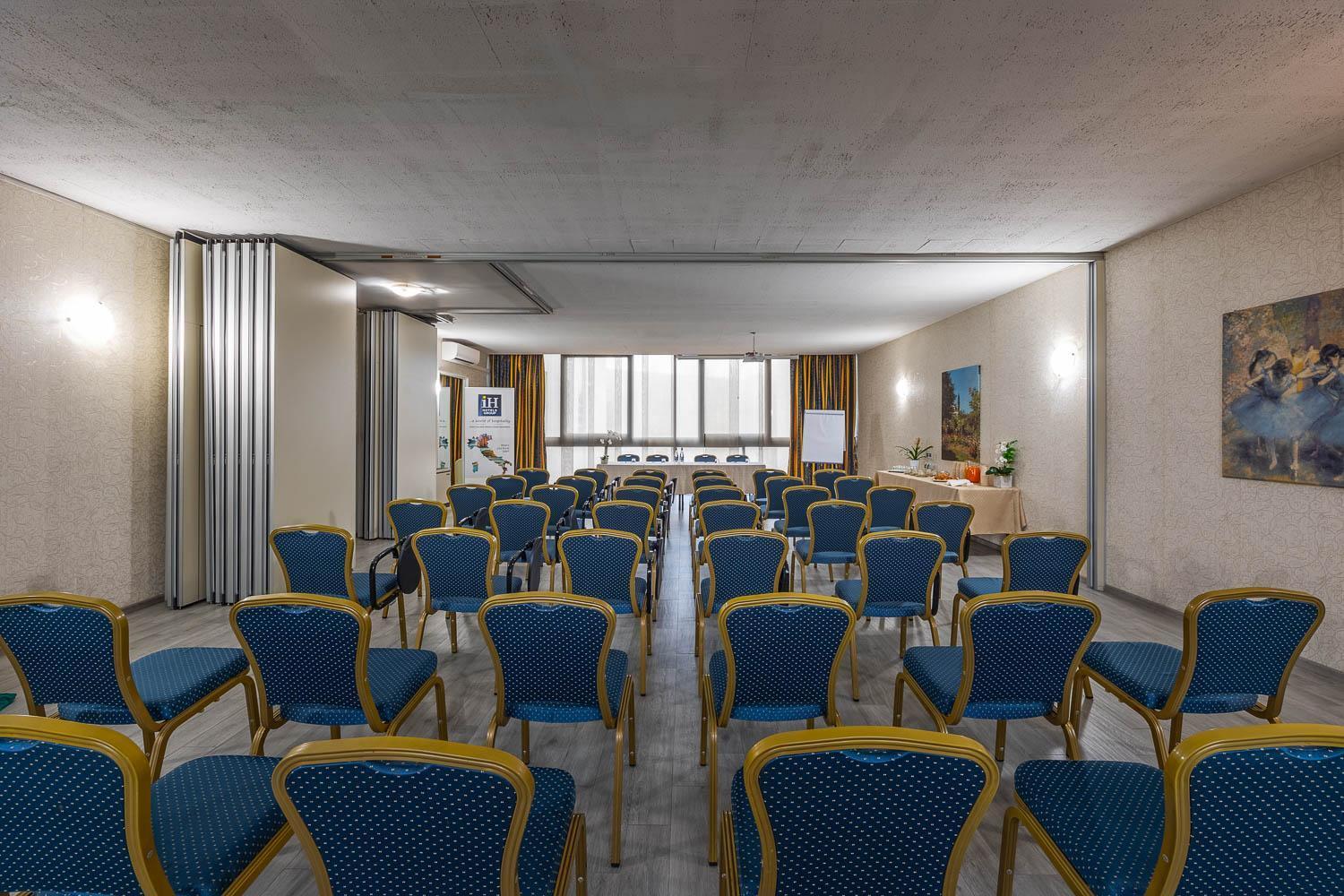 Ih Hotels Milano Eur - Trezzano Sul Naviglio Εξωτερικό φωτογραφία