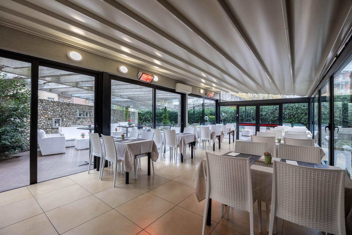 Ih Hotels Milano Eur - Trezzano Sul Naviglio Εξωτερικό φωτογραφία